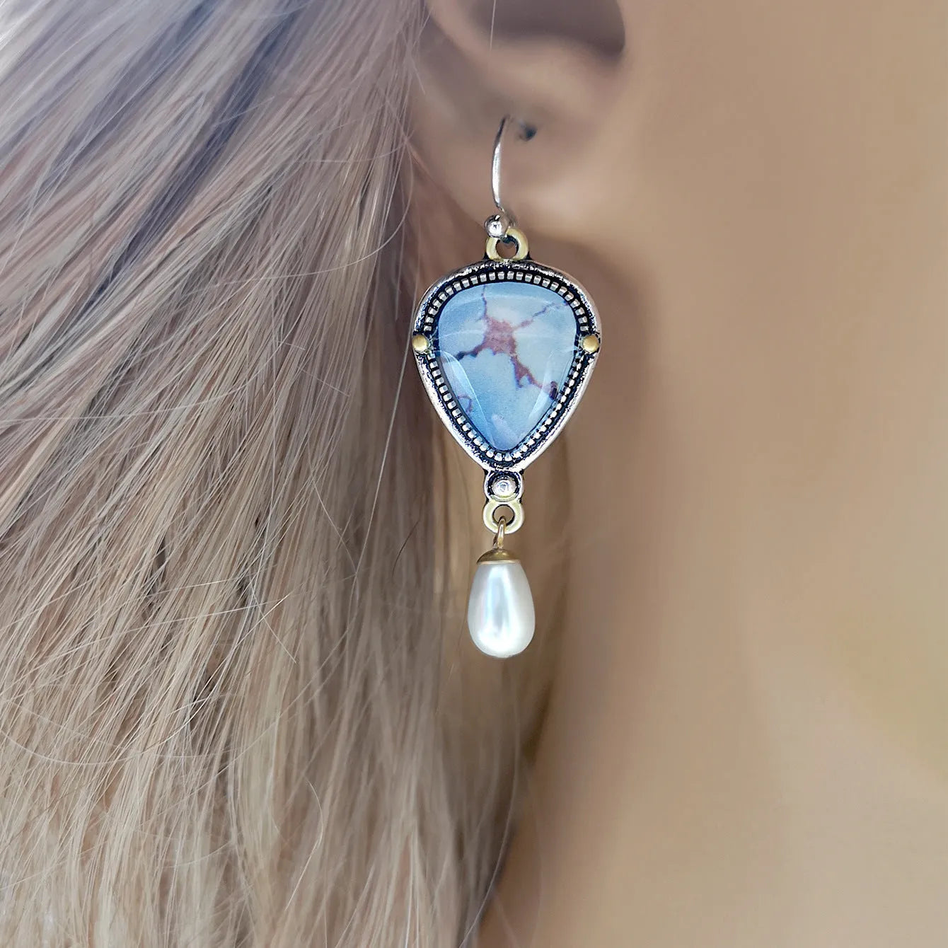 Retro blue drop earrings with synthetic opal and pearl on electroplated metal, 49mm long.