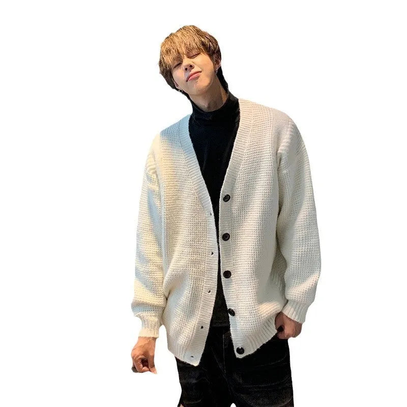 Men's army green V-neck loose cotton blend knitting sweater with long sleeves