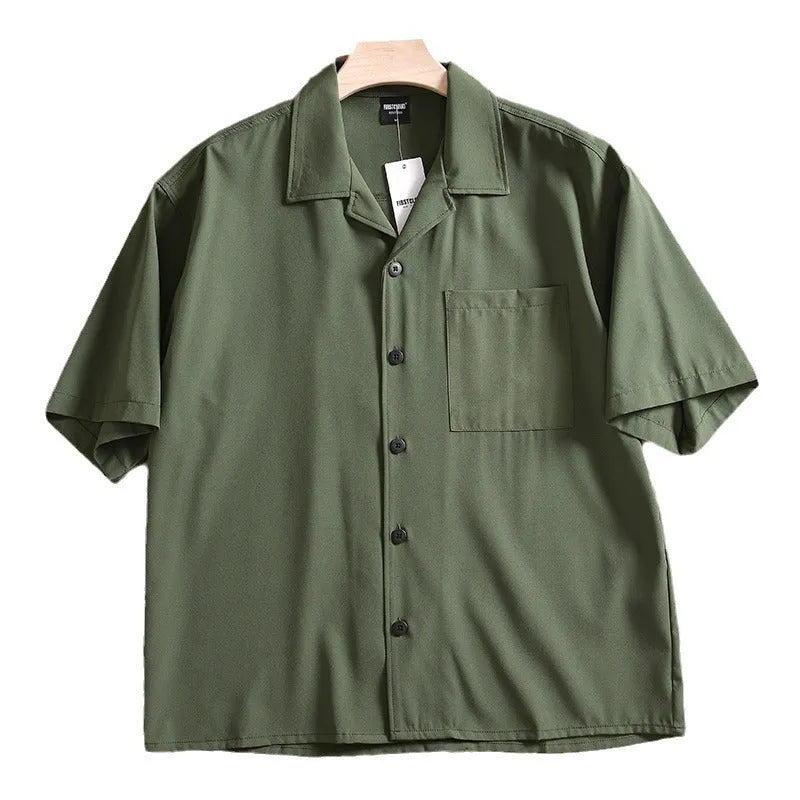Men's lightweight loose short sleeve shirt in solid colour, polyester fabric, summer casual wear, front view
