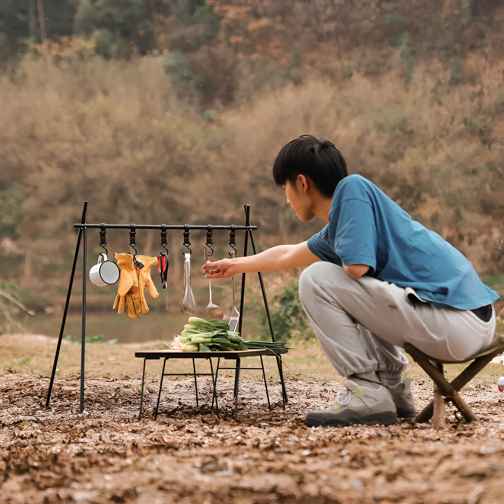 Outdoor camping aluminium alloy foldable clothes drying rack with hooks and top tray