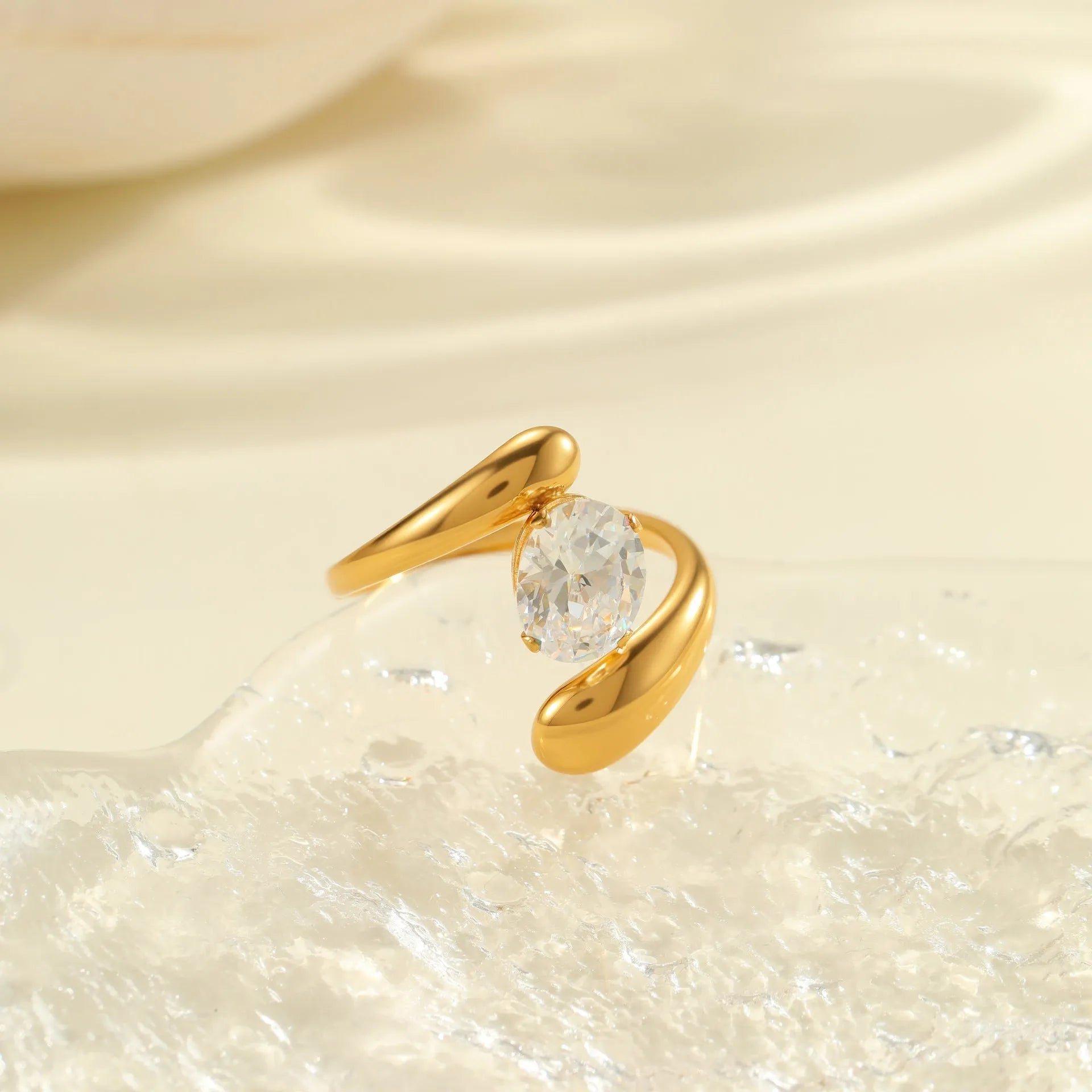 Open mouth geometric zircon ring for women with adjustable stainless steel design in multiple colours