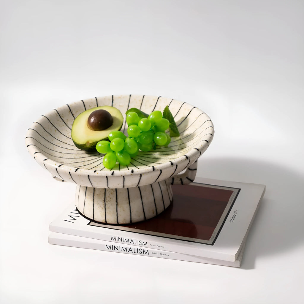 Black and white striped synthetic resin dessert plate with 15cm diameter for retro kitchen decor
