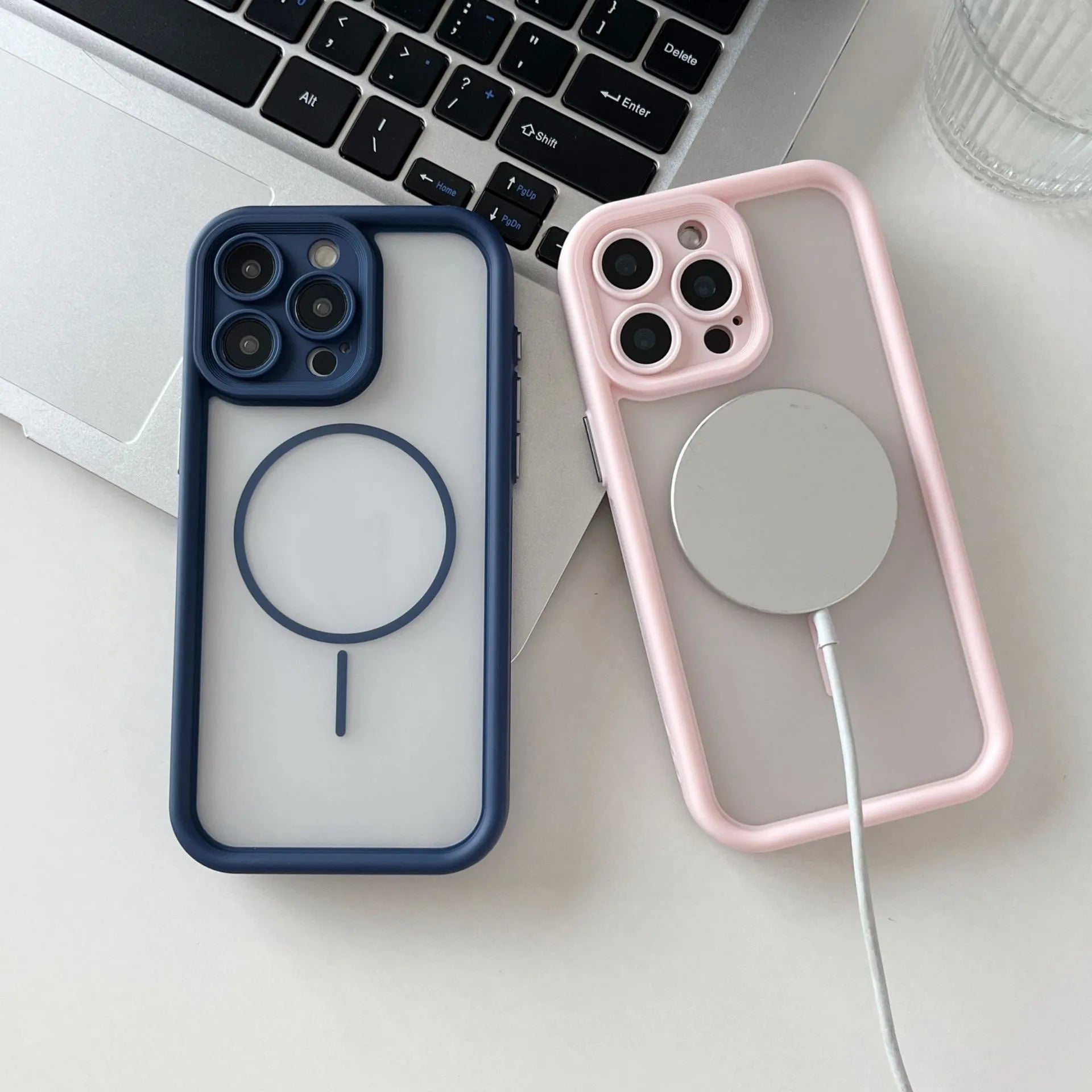 Skin feeling strong magnetic phone case for iPhone with drop-resistant TPU PC build in black colour