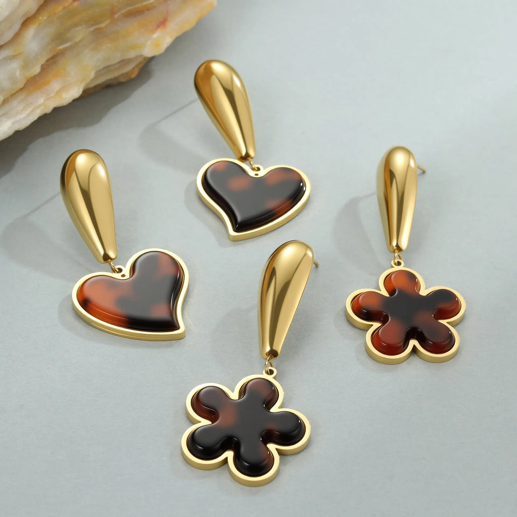 Women's tortoiseshell resin hawksbill colour earrings with 18K gold electroplated stainless steel in flower and heart-shaped designs