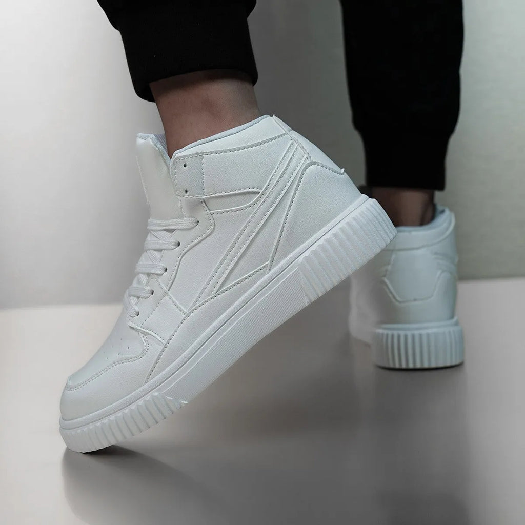 Men's white lace-up casual trainers with a microfiber upper and round toe on a plain background.