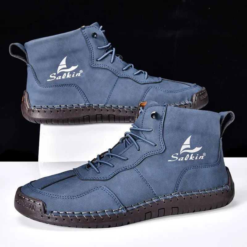 High-top retro casual boots with frosted finish, rubber sole, dark blue colour