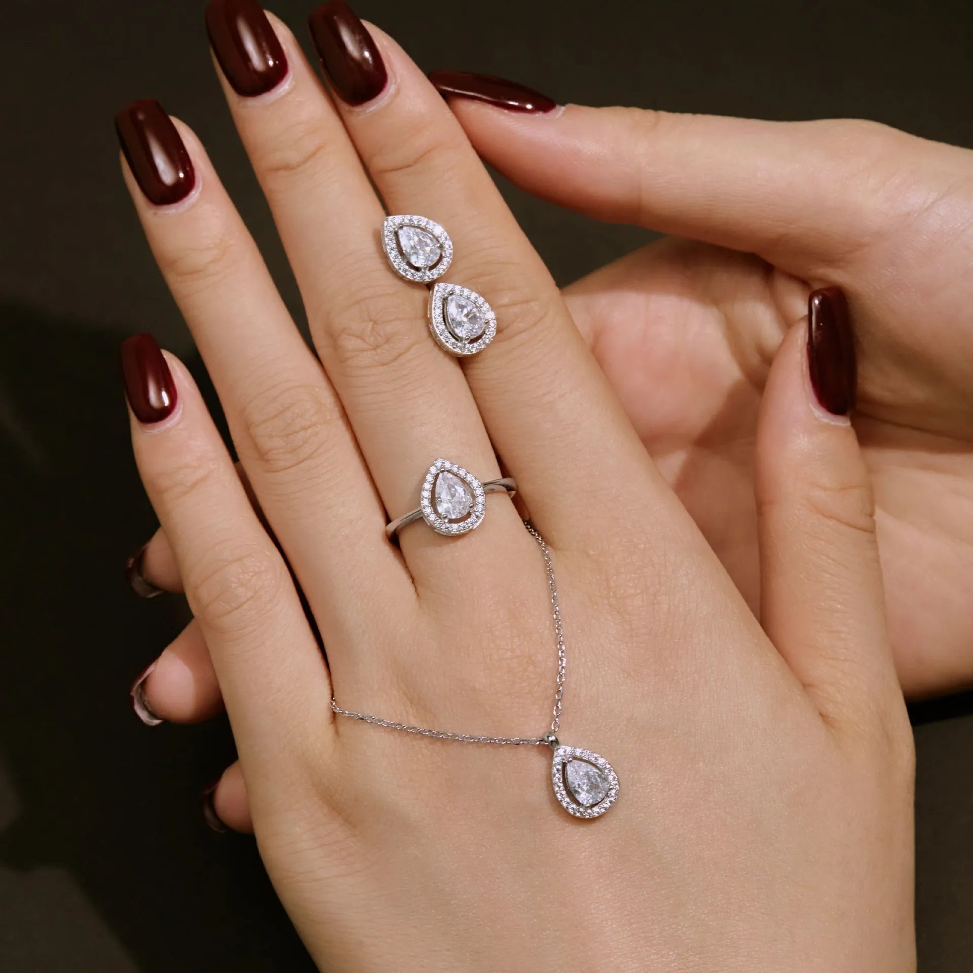 S925 sterling silver drop-shaped diamond zircon ring for women light luxury style