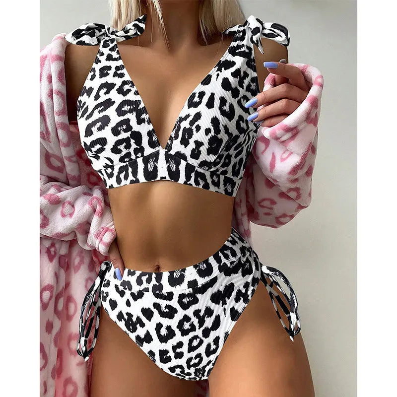 Women's printed lace-up chest cover high waist suit set with sleeveless top and shorts in purple leopard print on white background