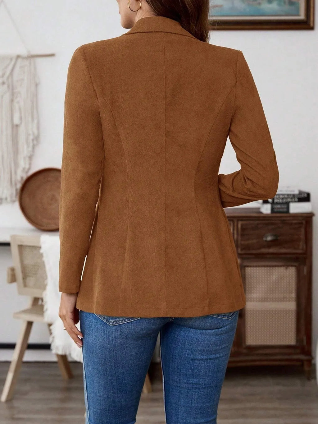 Brown men's lapel single-breasted coat with long sleeves shown in multiple size options