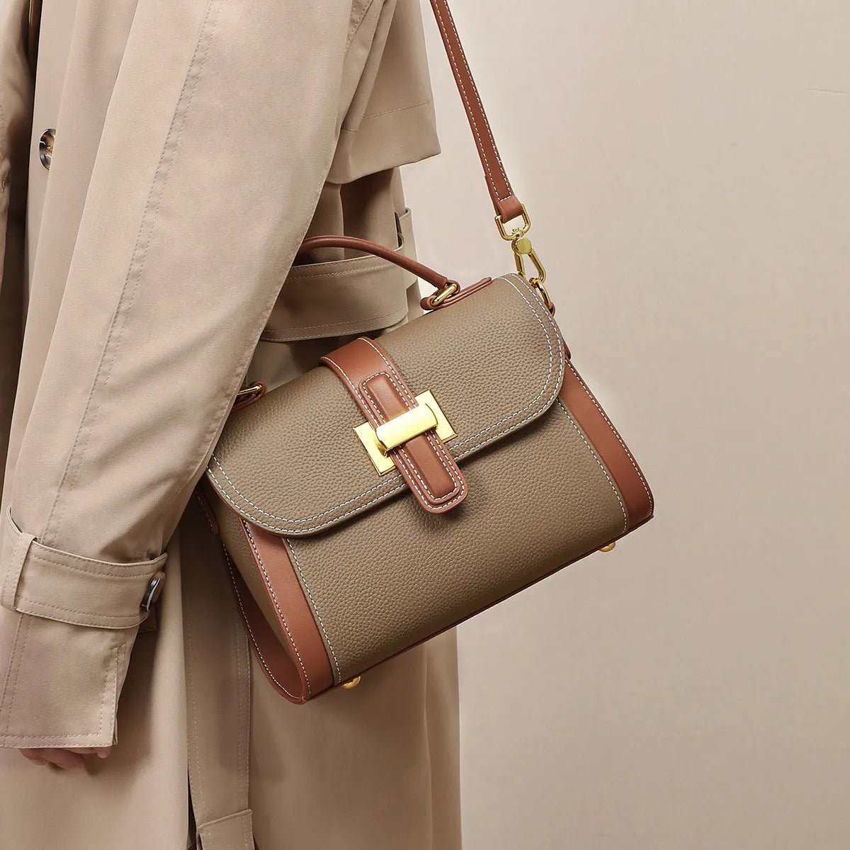 Genuine leather one-shoulder handbag in elephant gray, first layer cowhide, 24cm wide, horizontal square shape, contrast colour details