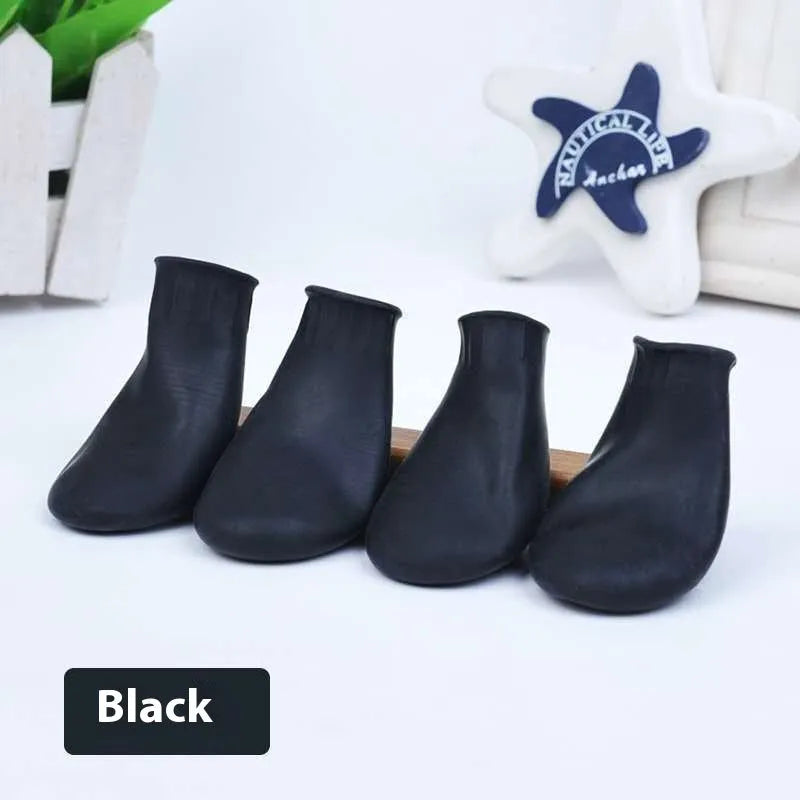 Rubber foot strap waterproof pet boots for dogs in black latex with non-slip sole