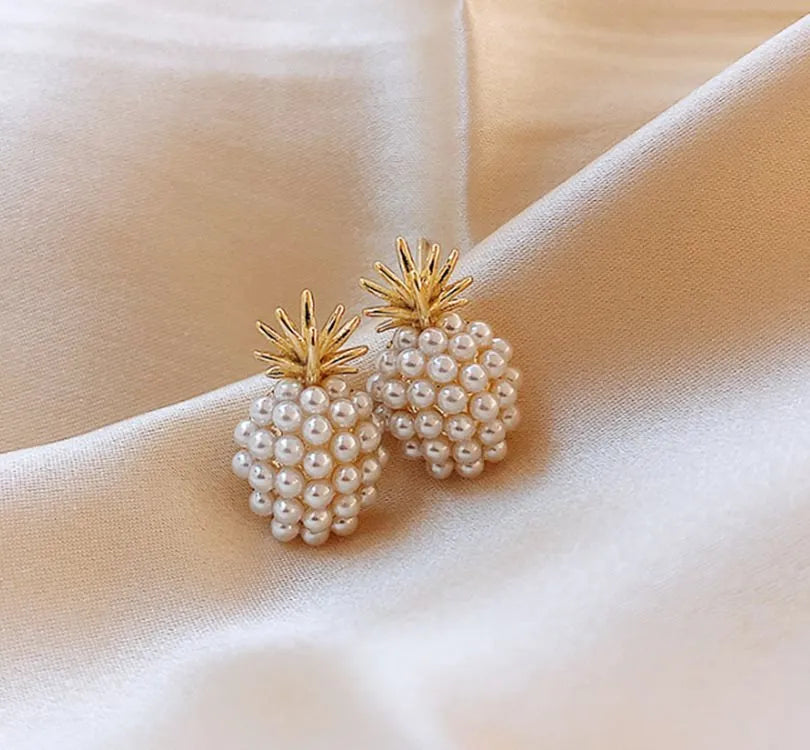 Korean style women's pineapple starfish pearl drop earrings with alloy electroplated finish and gem stone inlay.