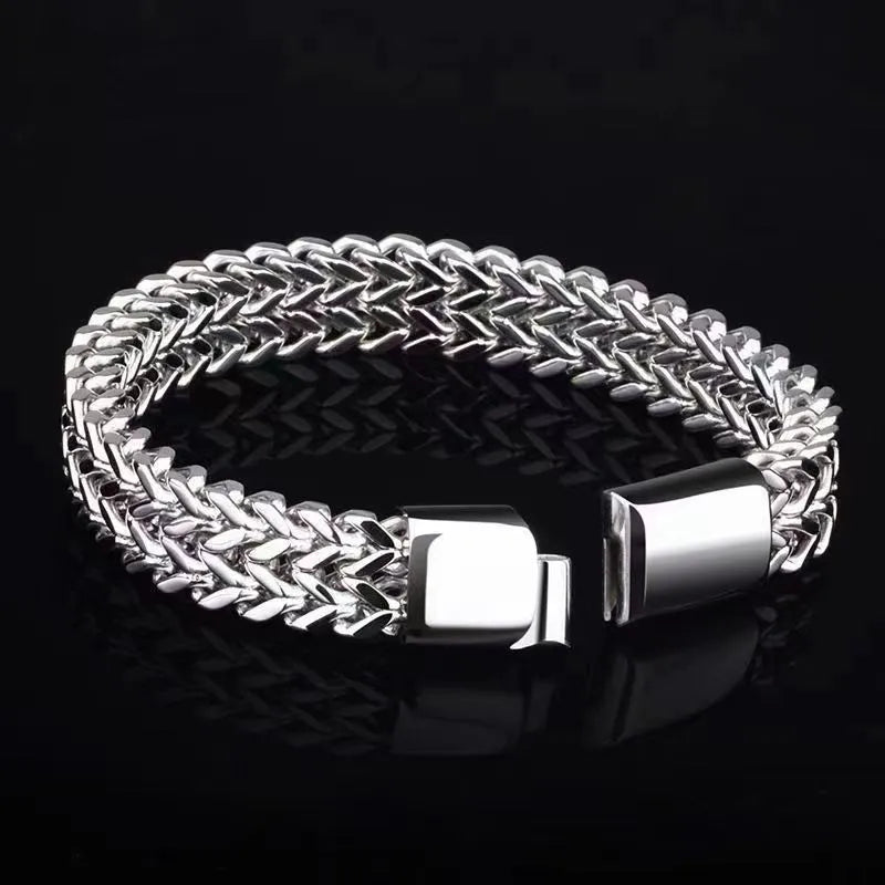 Silver geometric hip hop bracelet in titanium steel with front and back chain link design