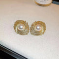 Exaggerated high-grade pearl vintage earrings for women, alloy flower shape, electroplated finish