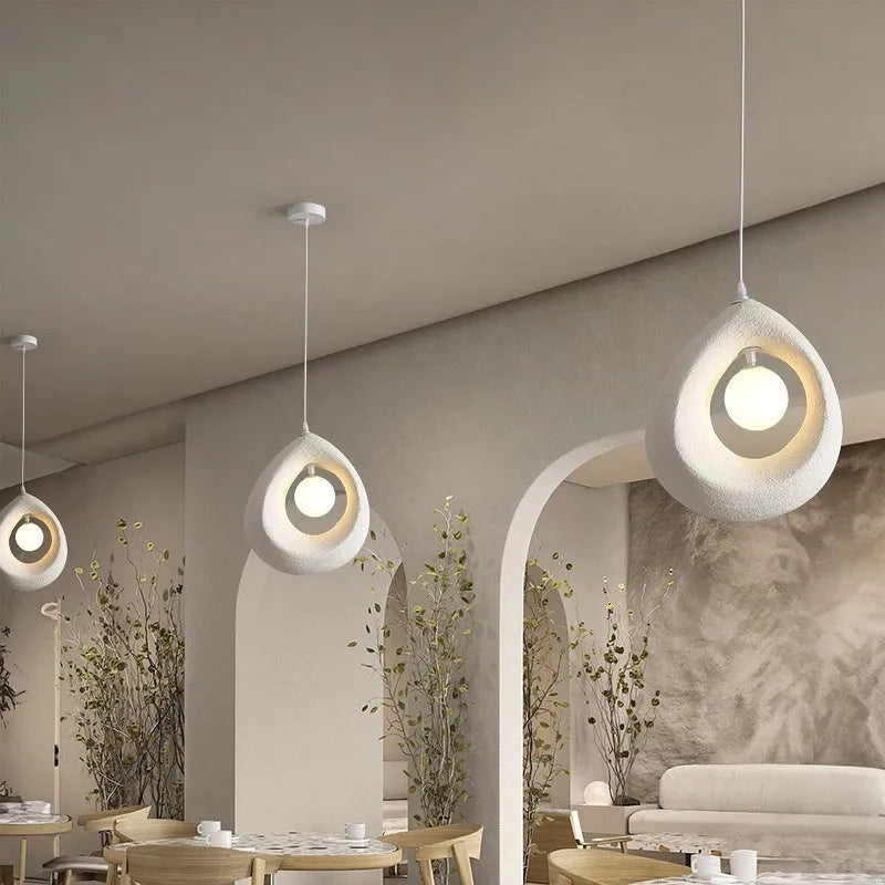 Sili Style retro pendant chandelier with milky white 32x35cm shade