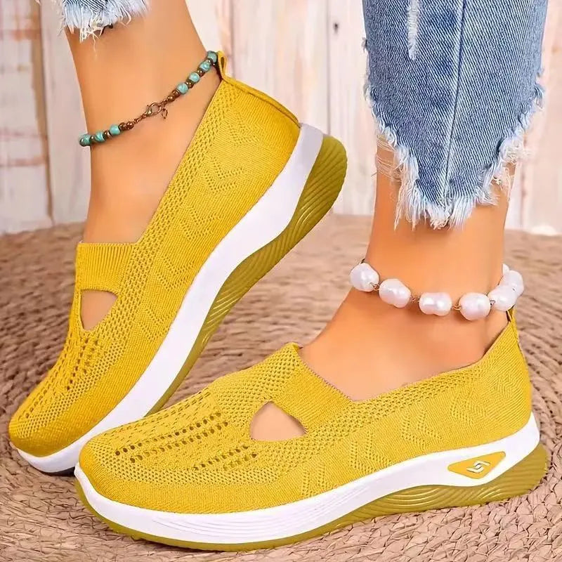 Flat heel mesh walking shoes, round toe, T-strap, solid colour, available in black and grey