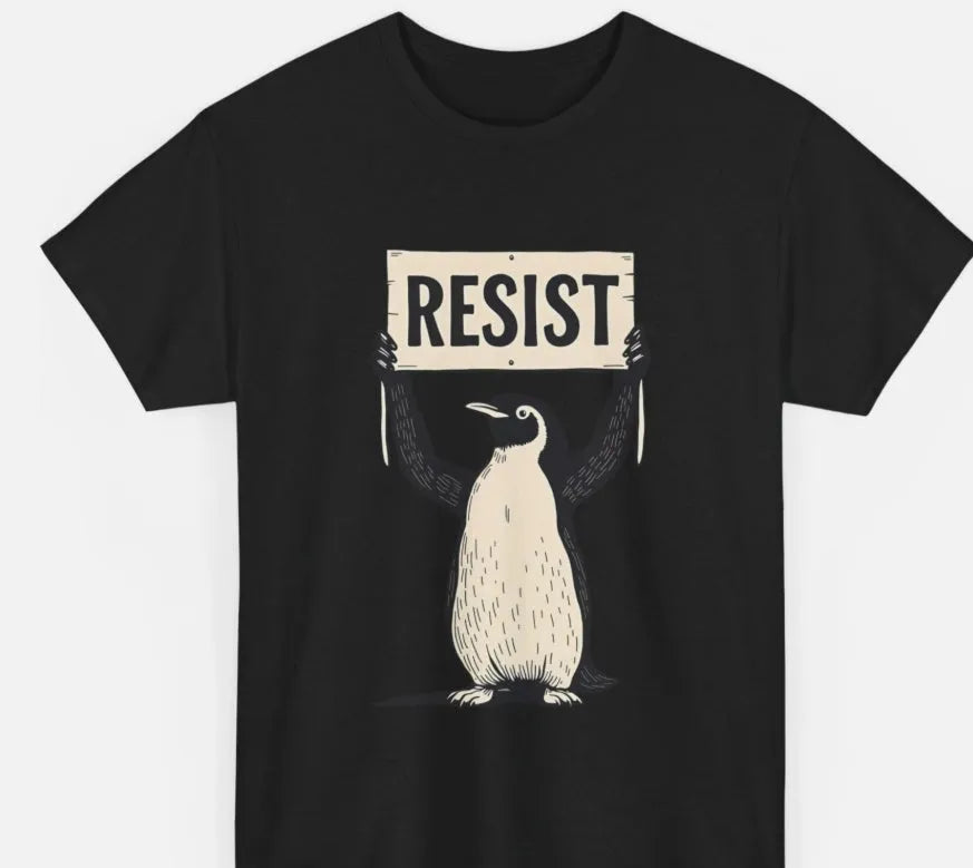 Cotton summer T-shirt for men and women in straight cut design with round neck