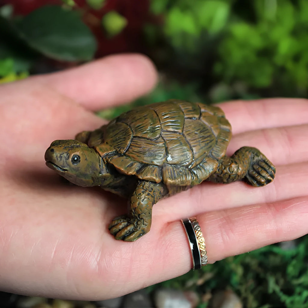 Simulation turtle resin garden ornament for micro landscape displays