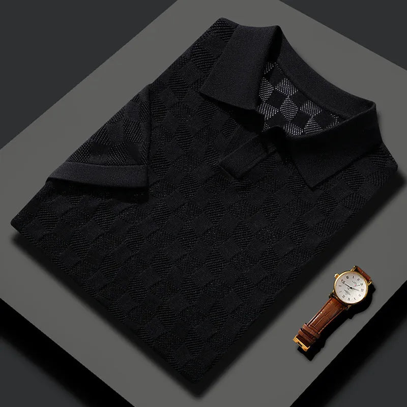 Man wearing a short-sleeve mulberry silk sweater with a lapel collar in a solid colour.