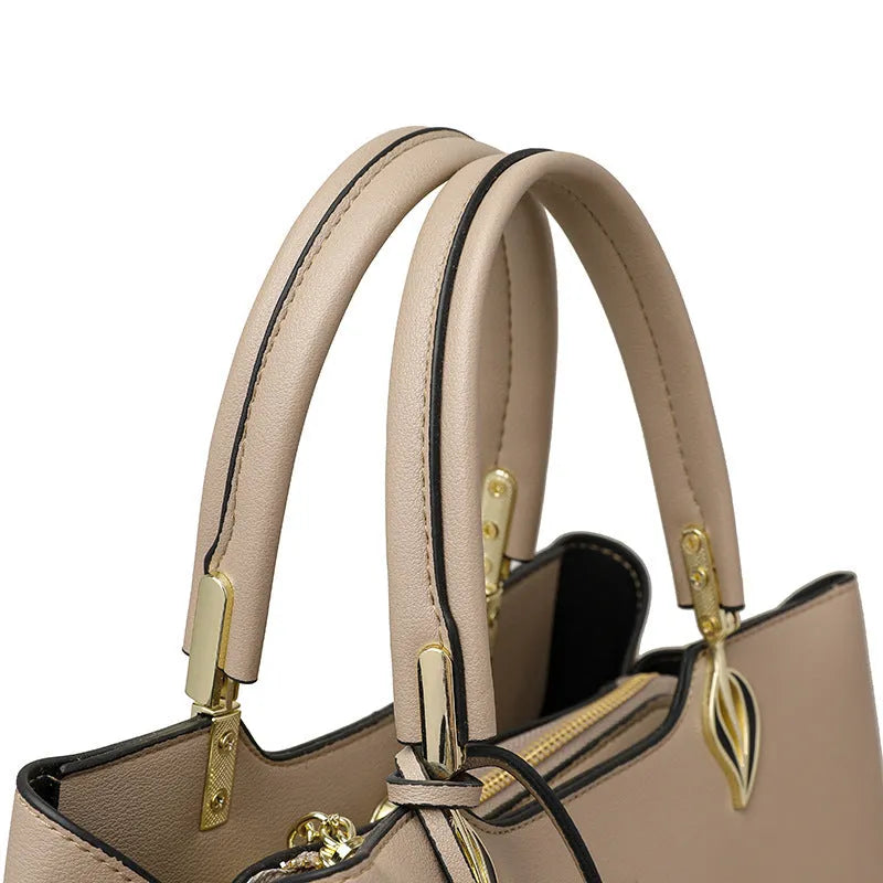 Women's PU shoulder messenger bag in urban simplicity style with multi-layer interior organisation