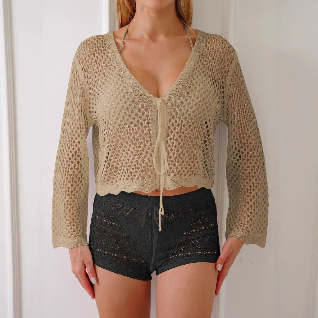 Short 40cm women's cardigan blouse with bell sleeves in apricot colour.