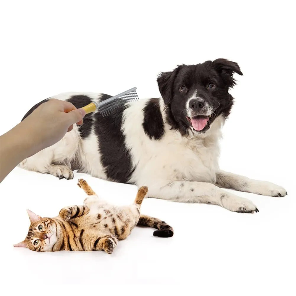 Wooden handle pet grooming comb with smooth round teeth for dogs and cats