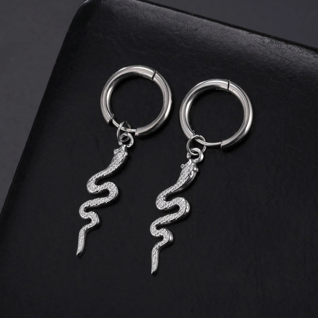 Snake-shaped vintage earrings with 18K gold plating on stainless steel