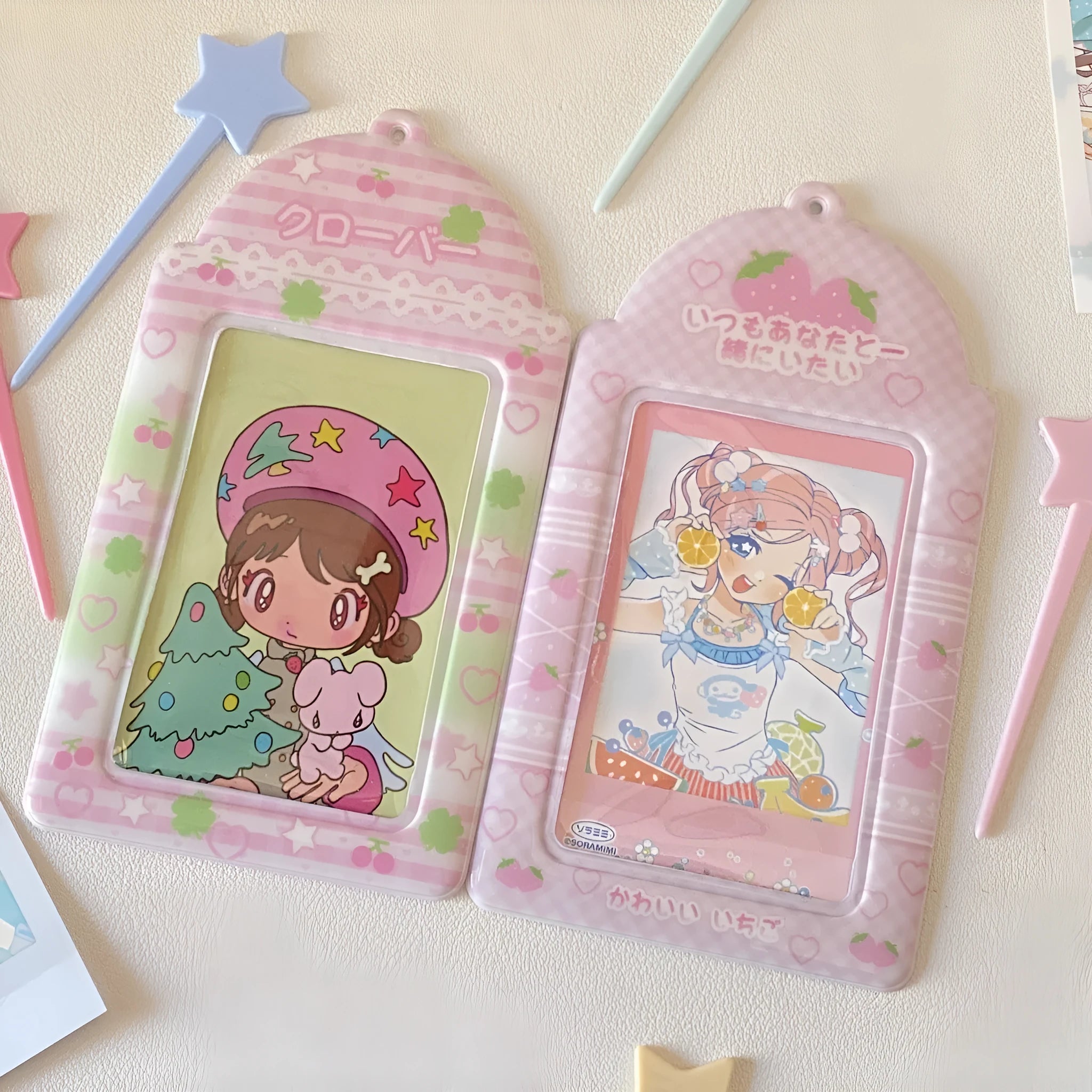 PVC cartoon meal card holder in strawberry or four-leaf clover design, 7.6 by 13.6 cm.