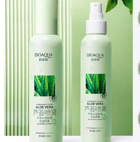 150ml bottle of moisturising toner spray with a fine mist pump for facial hydration