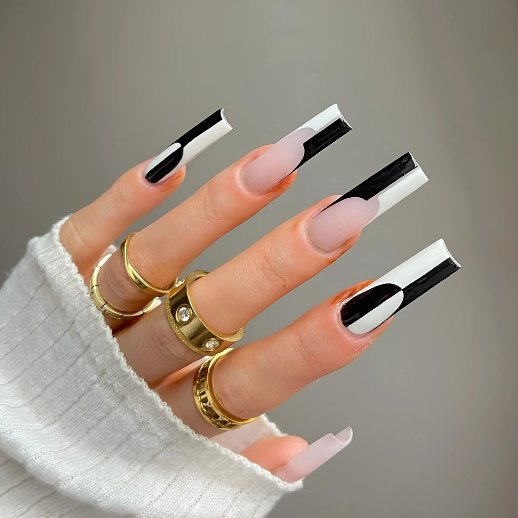 Set of 24 long black and white removable nail tips in JP1199 colour for matching manicures