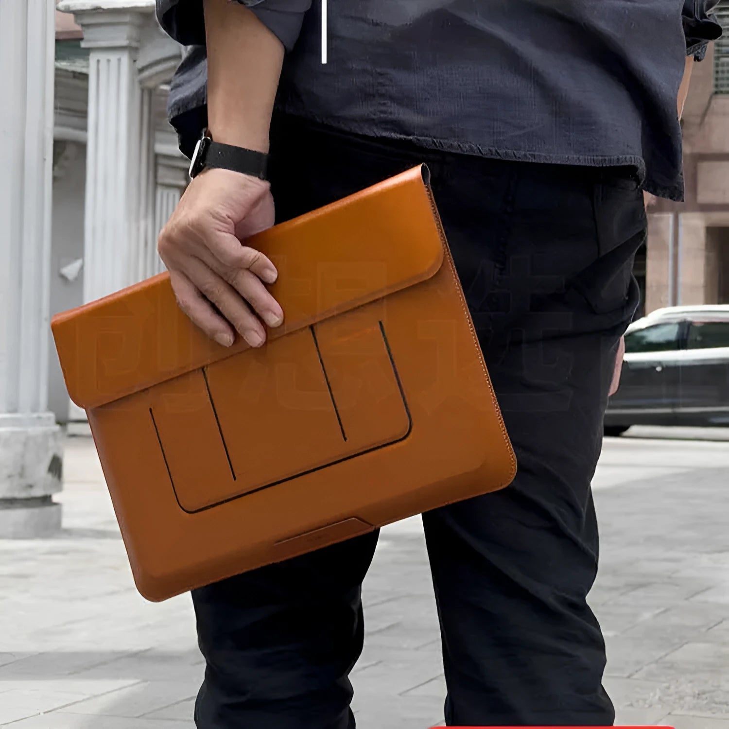 Integrated dual-angle laptop bracket bag for 13.3-inch notebooks in black business style