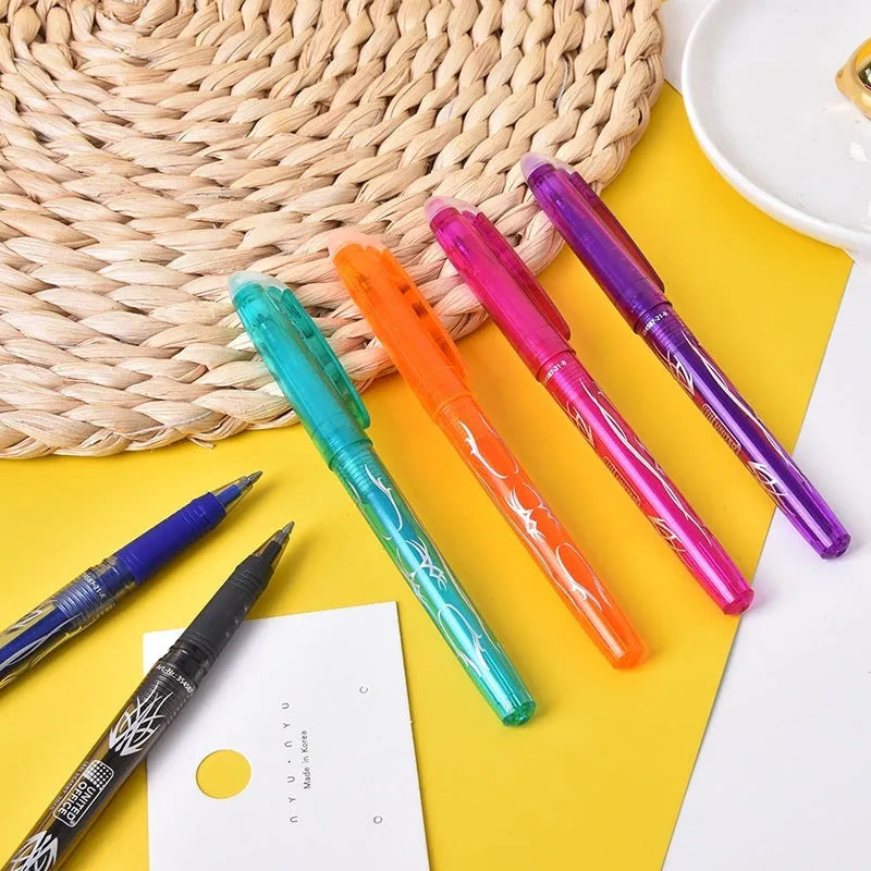 A set of heat-erasable gel pens with plastic shells and stainless steel nibs, showing the 0.5mm and 0.7mm options.