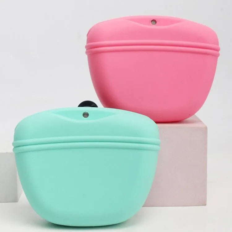 Silicone dog training treat pouch with clip and magnetic opening in assorted colours