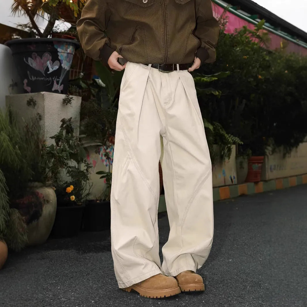 Men's pleated straight trousers with elastic waist in striped cotton-polyester fabric