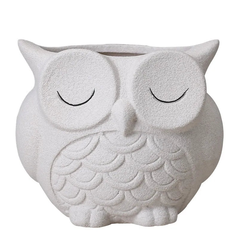Ceramic owl succulent flower pot with frosted finish in light pink, 11x9x9cm