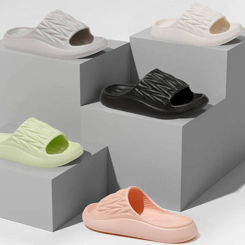 Leaf texture design EVA household slippers for men and women in various colours on a non-slip sole.