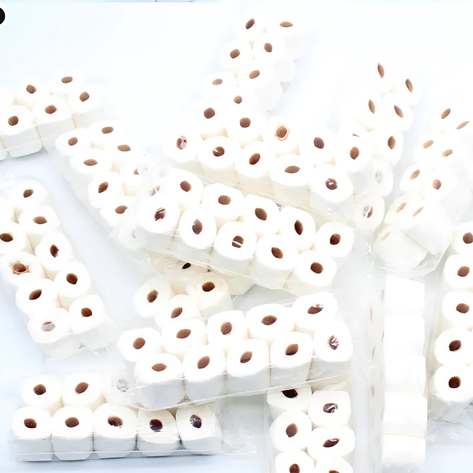 Simulated tissue roll paper model for children's play with 30x15x80mm dimensions