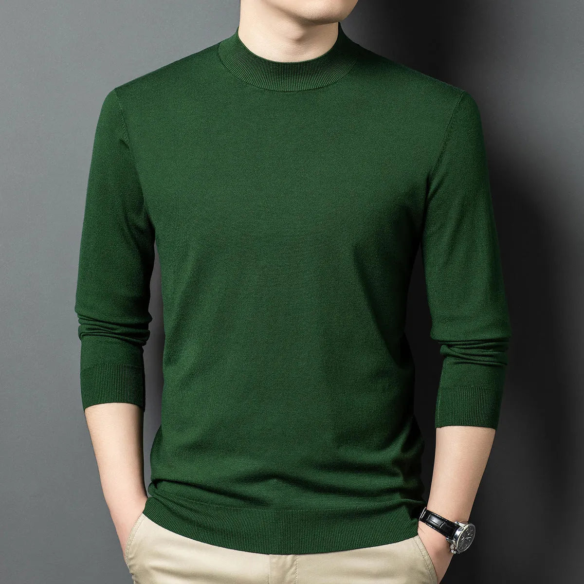 Men's round neck wool sweater with long sleeves in various colours showing mulberry silk composition