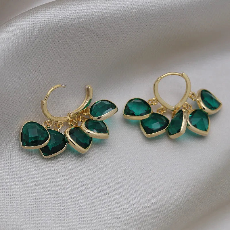 Green heart pendant ear clip earrings in Korean style for women