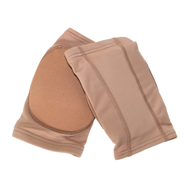 Ballet yoga knee pads in black and skin colour options showing five size options