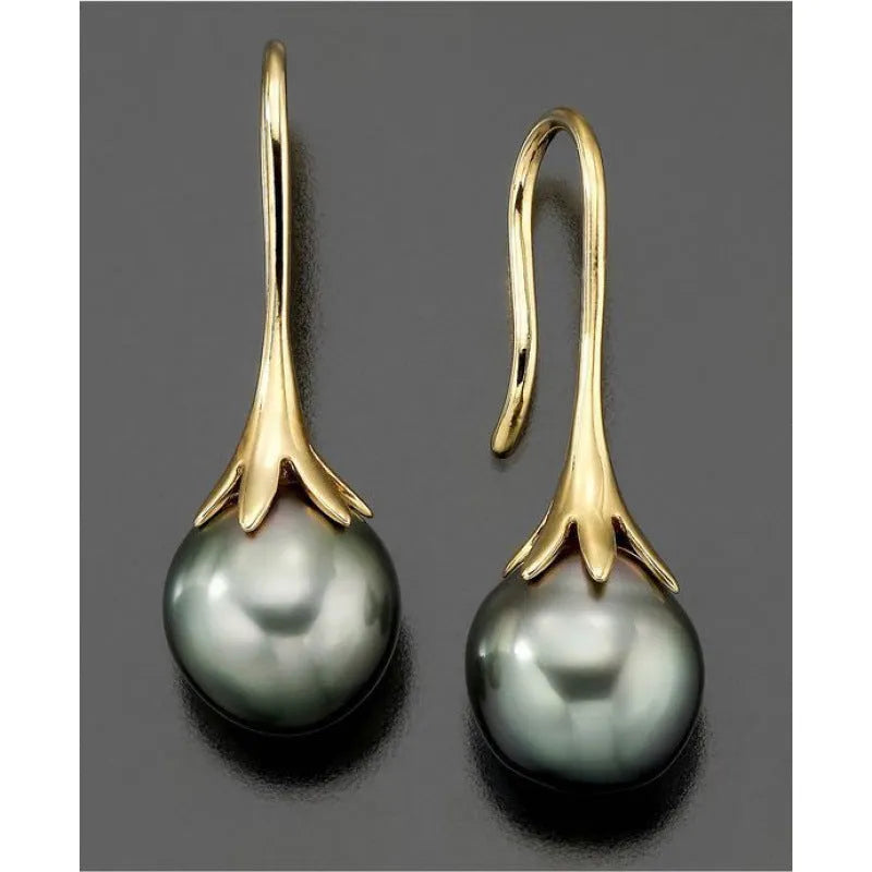 Women's alloy electroplated imitation gold colour retro fashion earrings with personalised creative design
