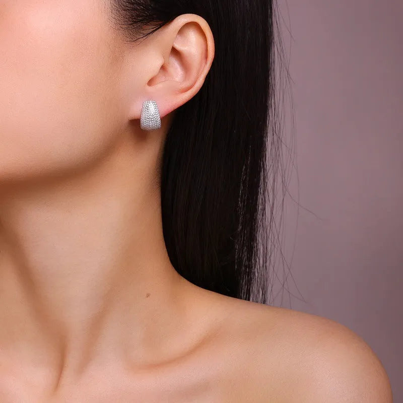 Geometric women's ear studs with moissanite stones in S925 sterling silver settings