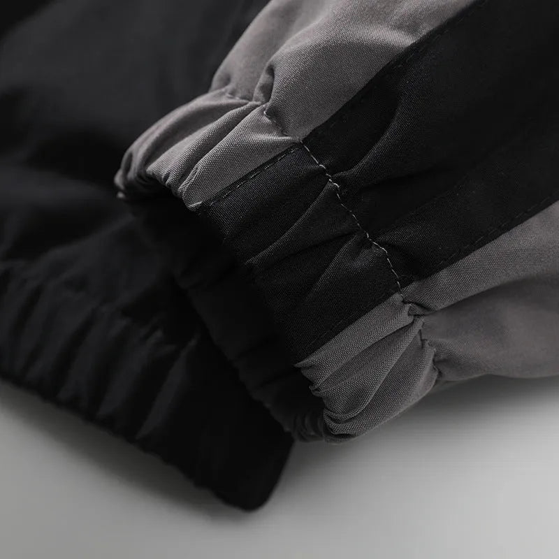 Men's casual jacket with contrast stitching and side pockets in polyester fabric