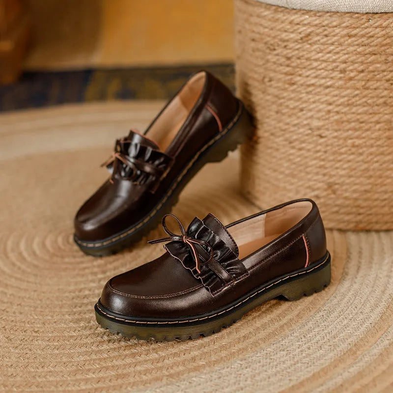 British style women's leather shoes with round toe and chunky heel in black and brown options