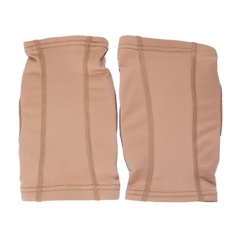 Ballet yoga knee pads in black and skin colour options showing five size options