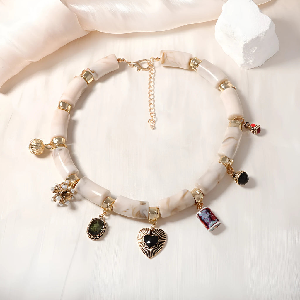 Heart-shaped resin bamboo pendant necklace with electroplated finish in picture colour