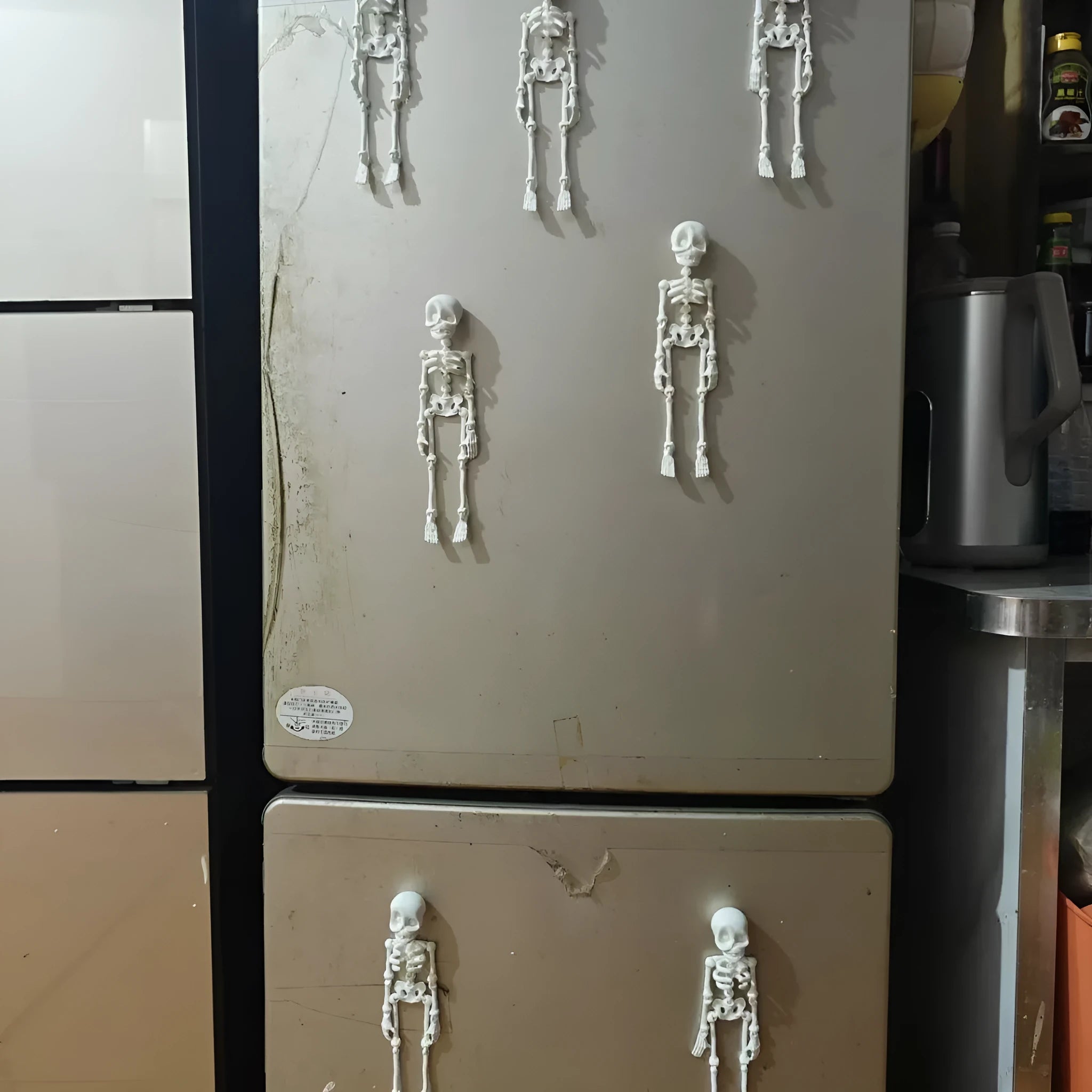 3D printed PLA skull refrigerator magnet ornament in modern art style