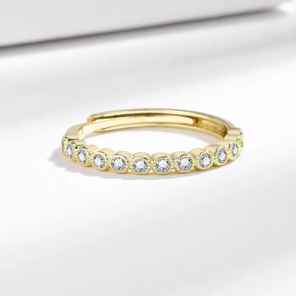 Women's geometric diamond tail ring with open mouth design in white gold or yellow gold colour finish