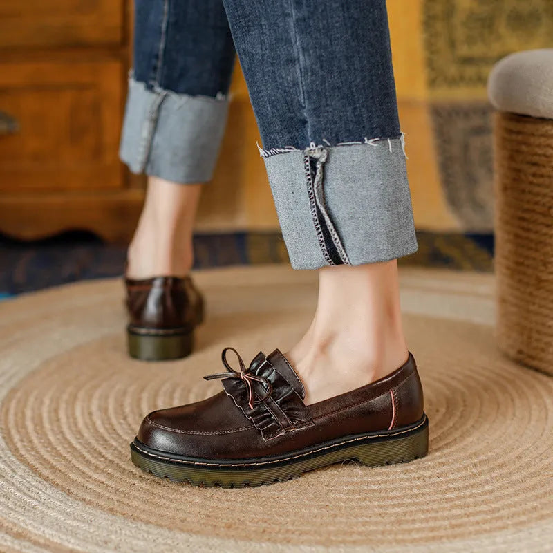 British style women's leather shoes with round toe and chunky heel in black and brown options