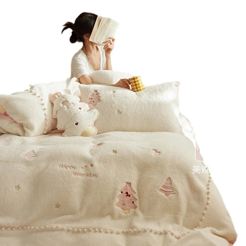 Milk fibre bedding four-piece set with green Christmas tree pattern showing quilt cover, sheet, and pillowcases